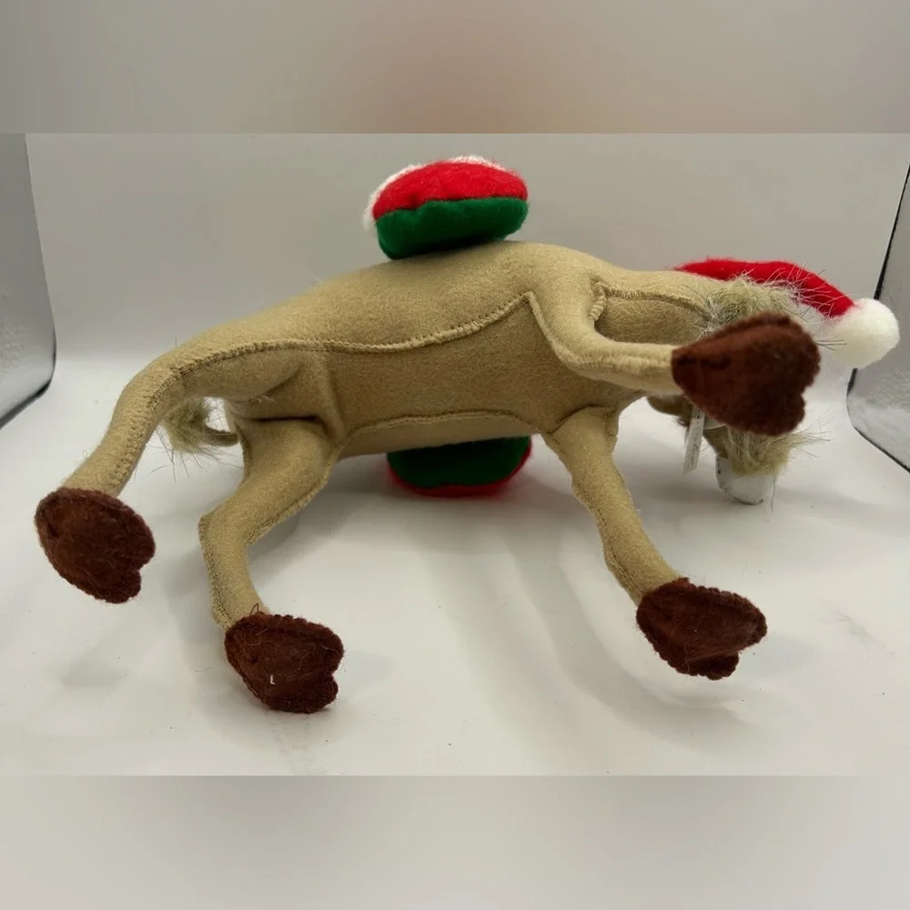 Annalee christmas camel